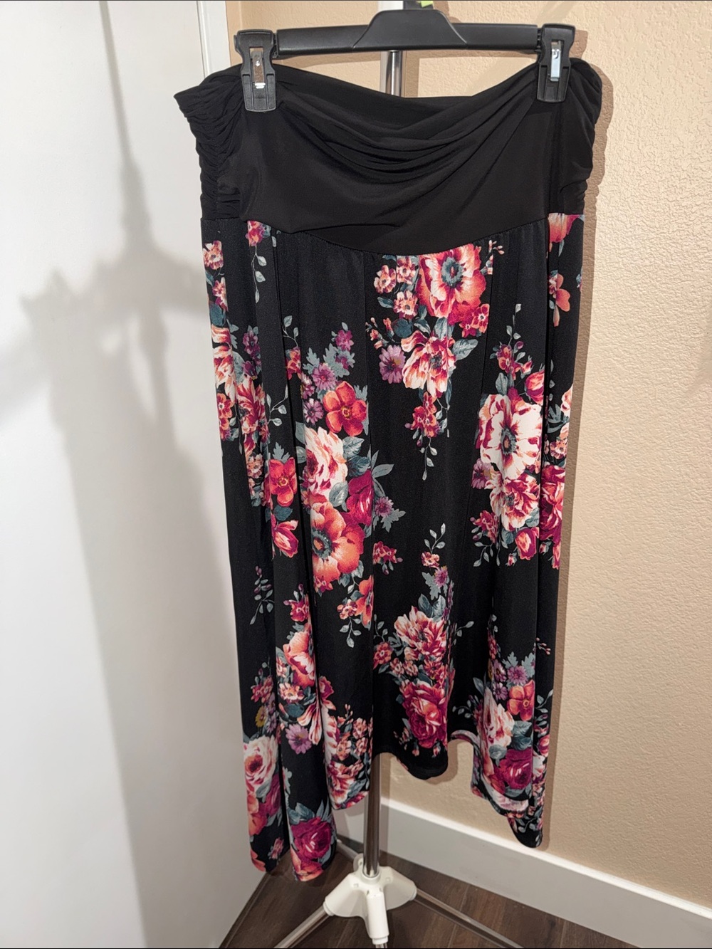 Apt. 9 Black Floral Skirt